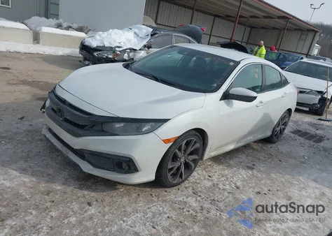 2019 Honda Civic Sport z USA, uszkodzony, nr VIN 2HGFC2F83KH550593